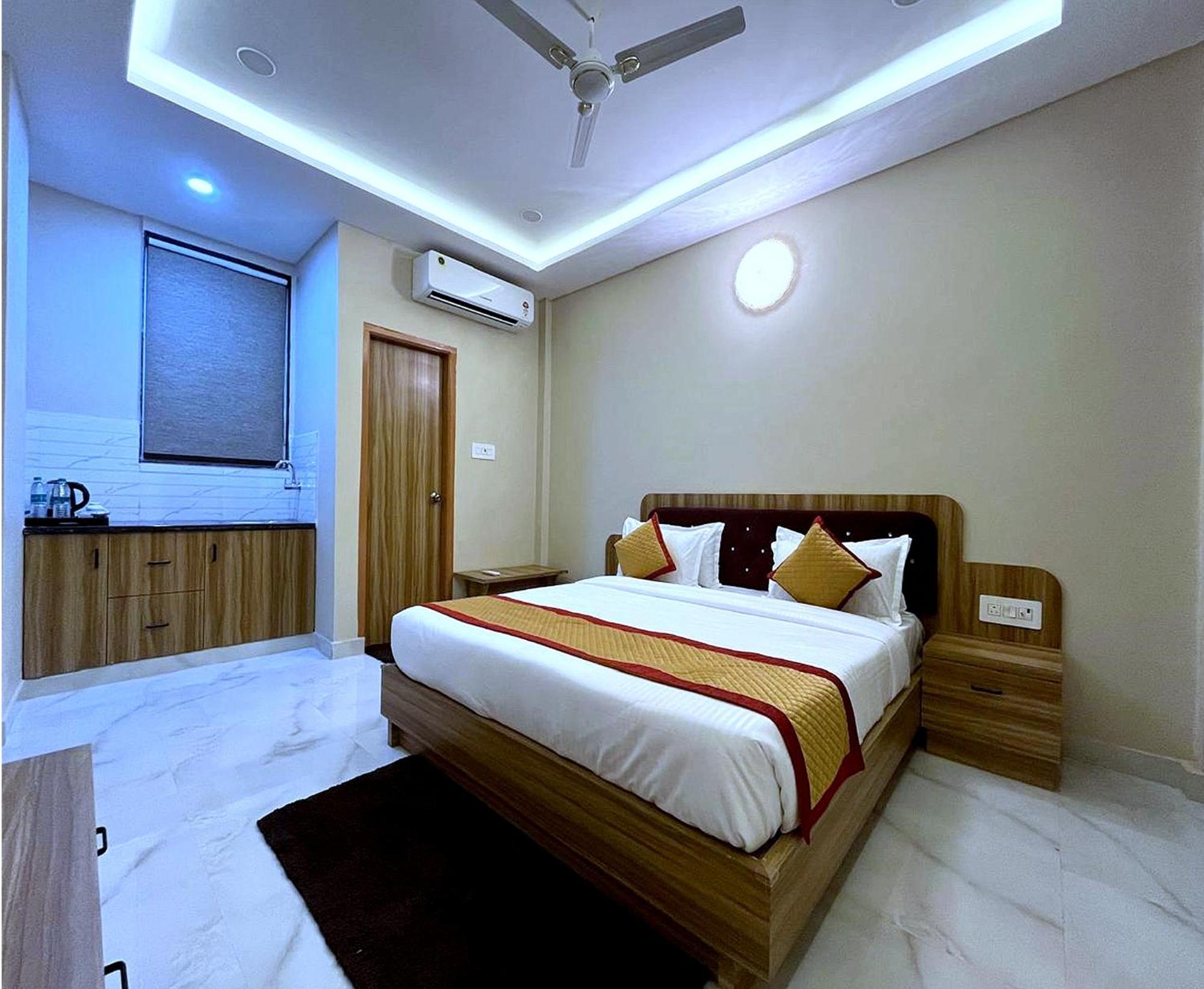 Hotel Vrinda Niddhivan ! Fully Ac, Prem Mandir At Walking Distance ! Just Near The Iskcon Temple Vrindāvan Екстериор снимка